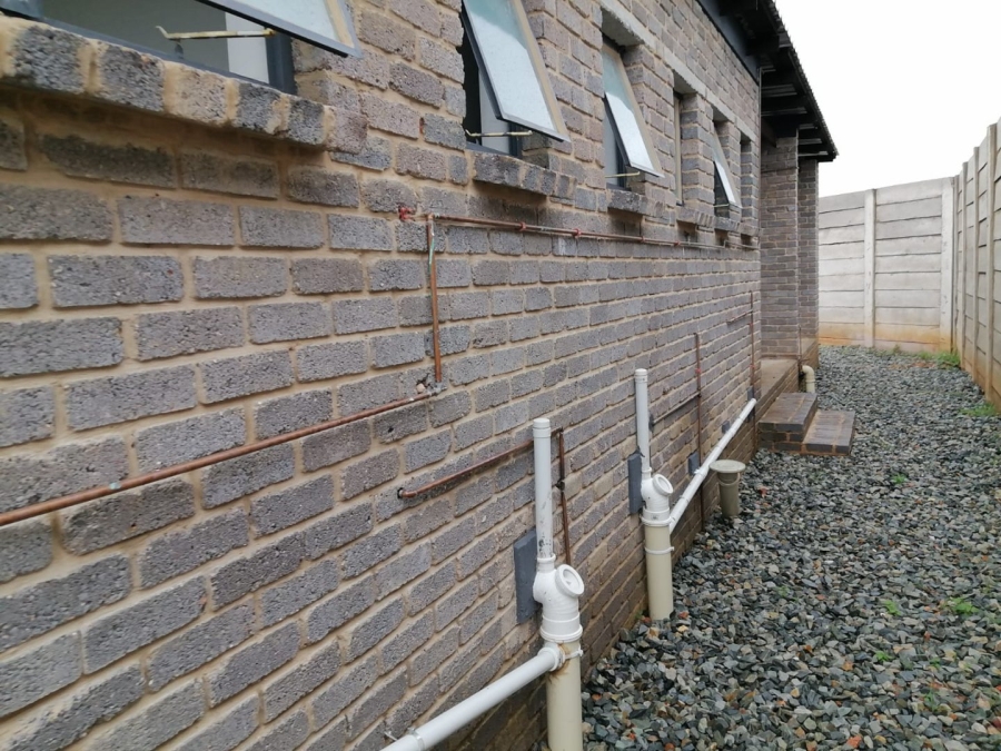 To Let Commercial Property for Rent in Pomona Gauteng