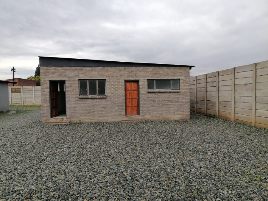 To Let Commercial Property for Rent in Pomona Gauteng