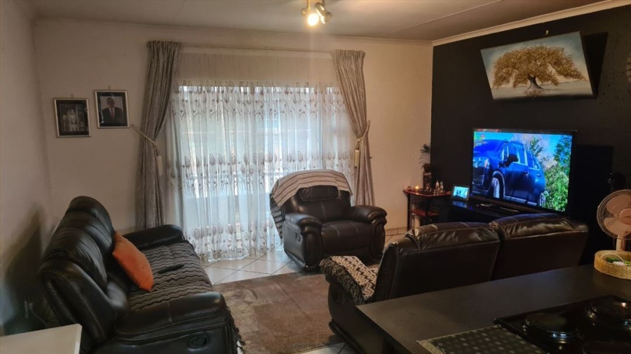 2 Bedroom Property for Sale in Croydon Gauteng