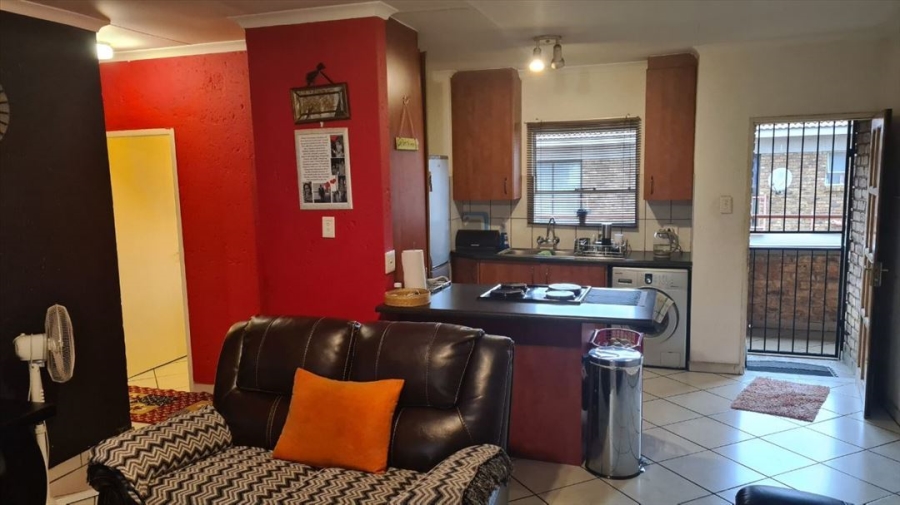 2 Bedroom Property for Sale in Croydon Gauteng