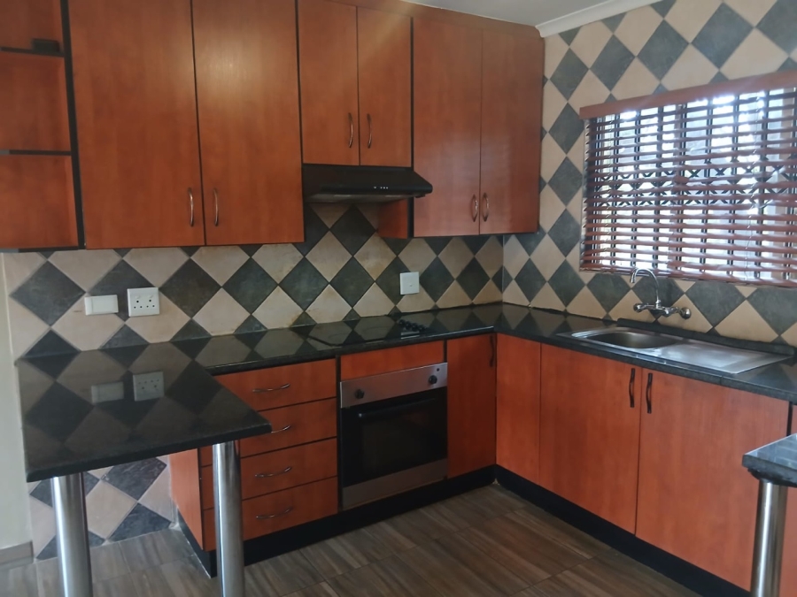 2 Bedroom Property for Sale in Witpoortjie Gauteng