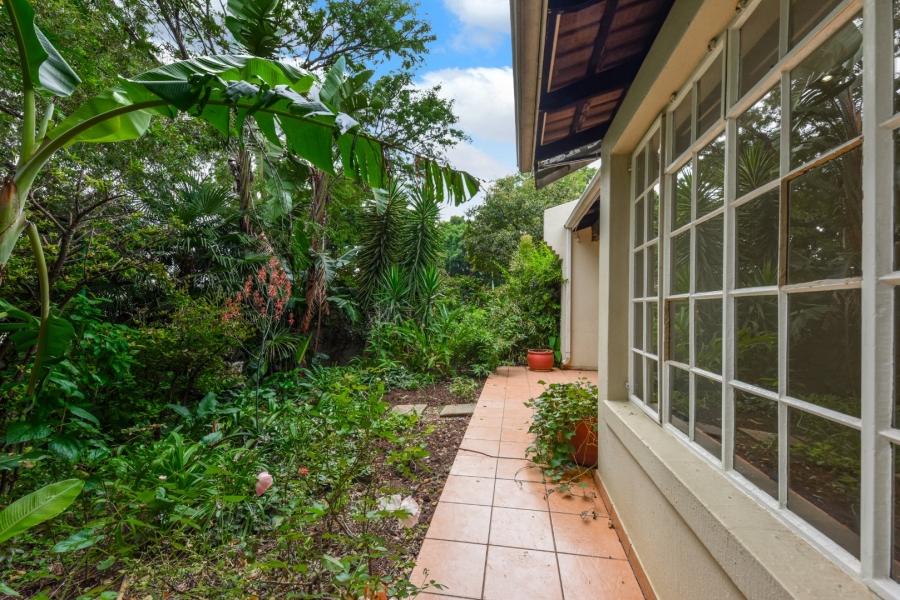 2 Bedroom Property for Sale in Magaliessig Gauteng