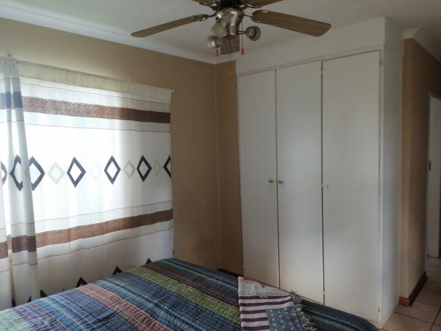 2 Bedroom Property for Sale in North Riding Gauteng