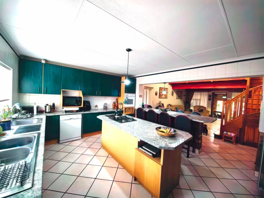 4 Bedroom Property for Sale in Vaal Marina Gauteng