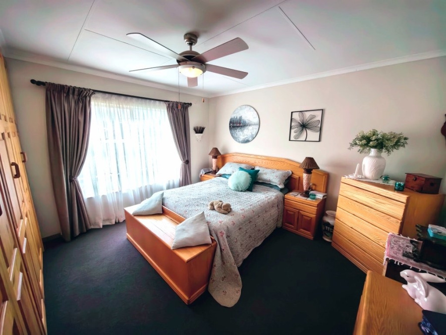 4 Bedroom Property for Sale in Vaal Marina Gauteng