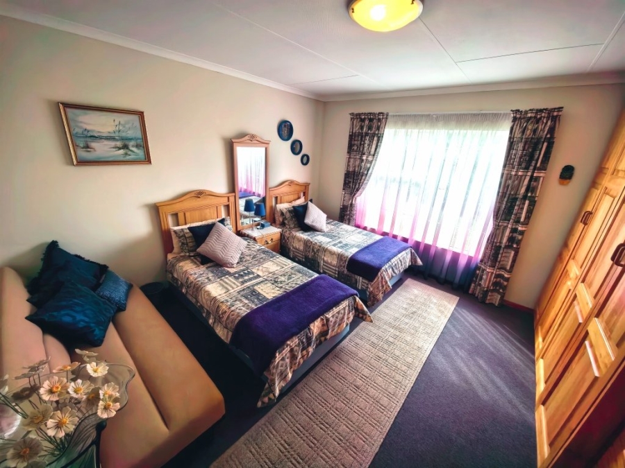 4 Bedroom Property for Sale in Vaal Marina Gauteng