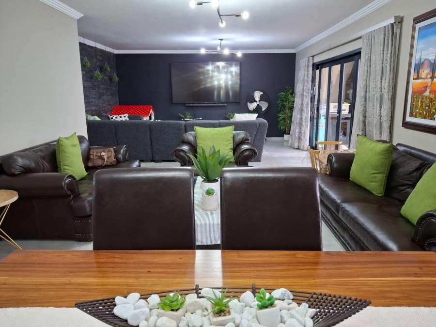 4 Bedroom Property for Sale in Montana Park Gauteng