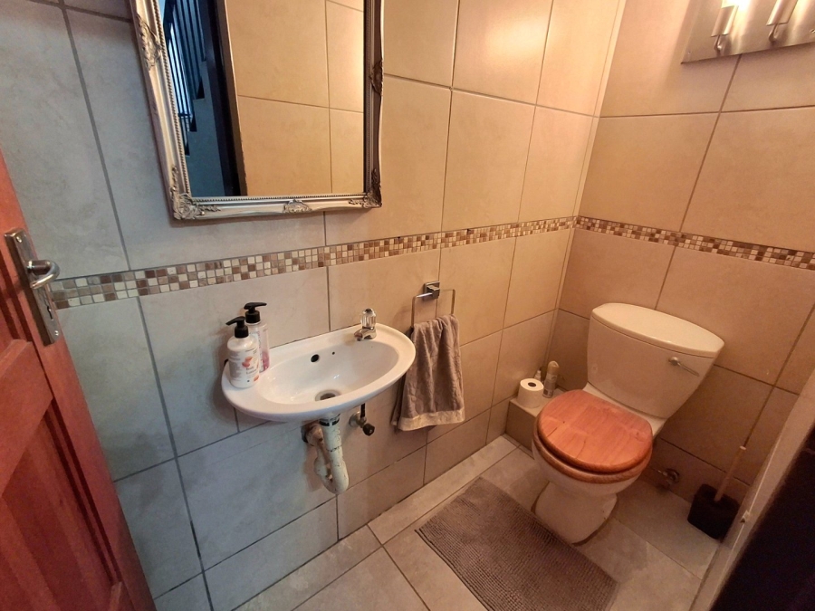 4 Bedroom Property for Sale in Montana Park Gauteng