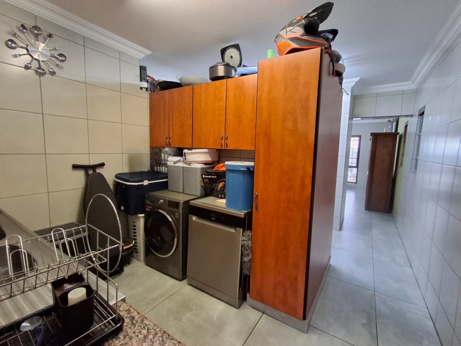 4 Bedroom Property for Sale in Montana Park Gauteng