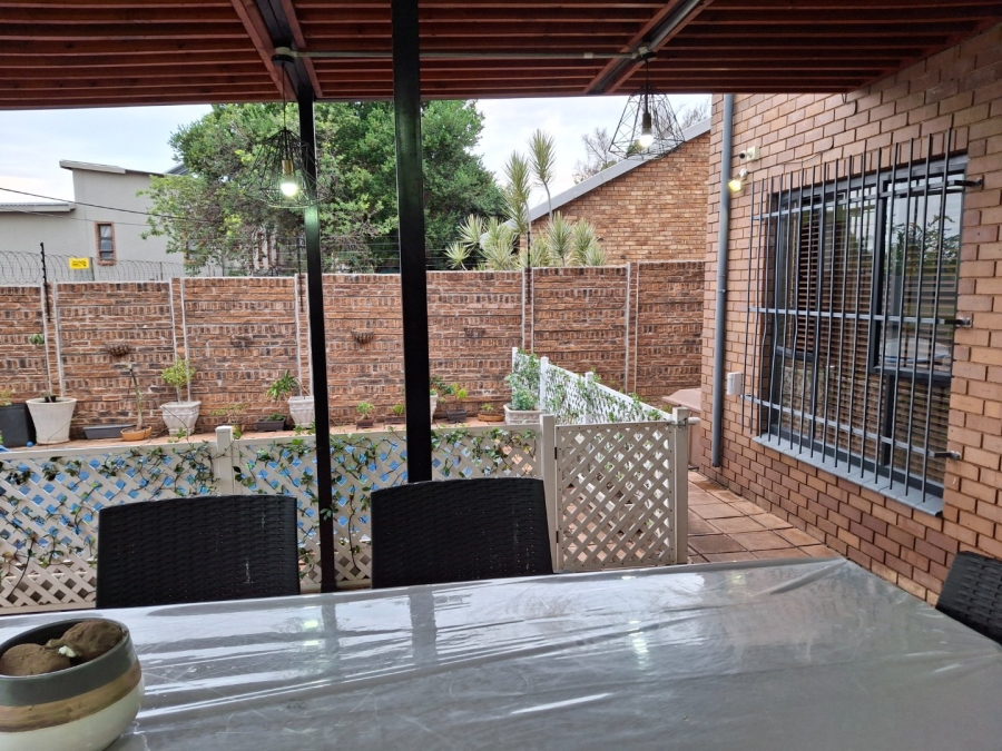 4 Bedroom Property for Sale in Montana Park Gauteng