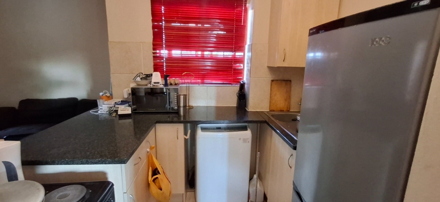 1 Bedroom Property for Sale in Montana Gauteng