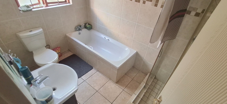 1 Bedroom Property for Sale in Montana Gauteng