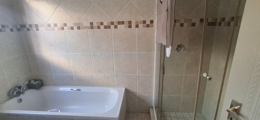 1 Bedroom Property for Sale in Montana Gauteng