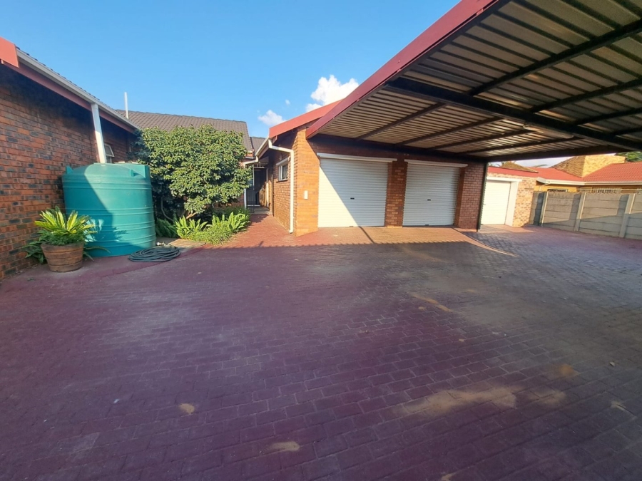 3 Bedroom Property for Sale in Visagie Park Gauteng