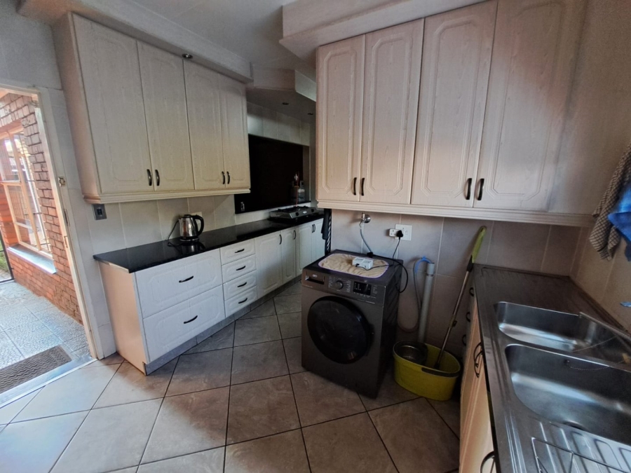 3 Bedroom Property for Sale in Visagie Park Gauteng