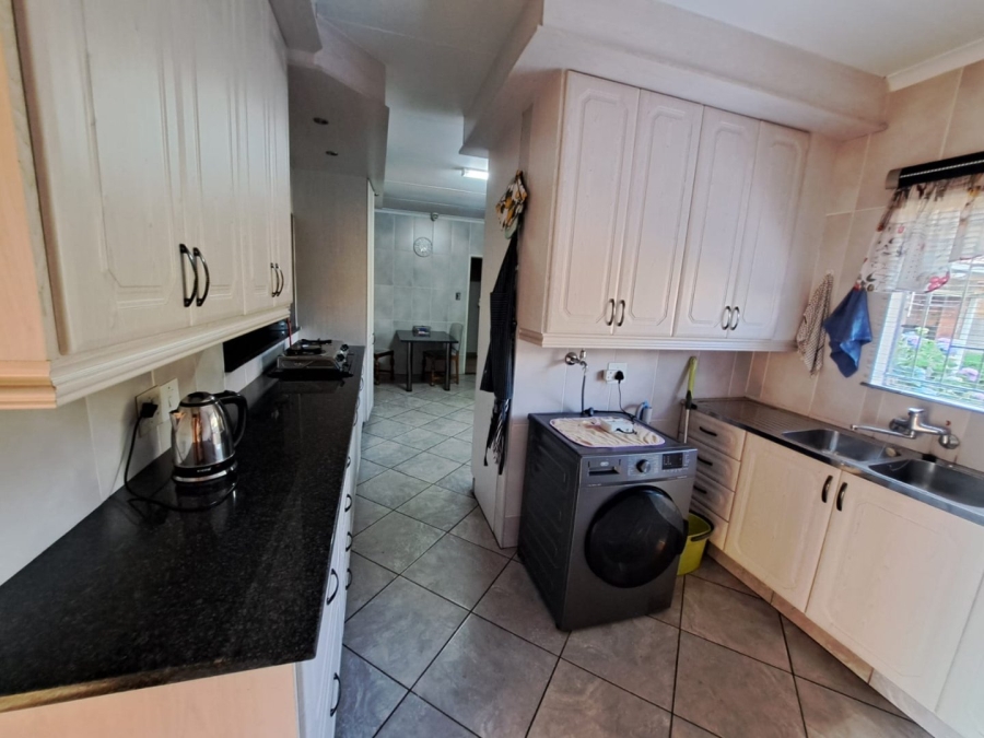 3 Bedroom Property for Sale in Visagie Park Gauteng