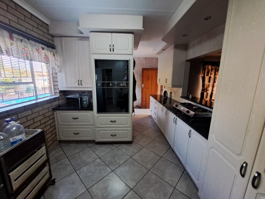 3 Bedroom Property for Sale in Visagie Park Gauteng
