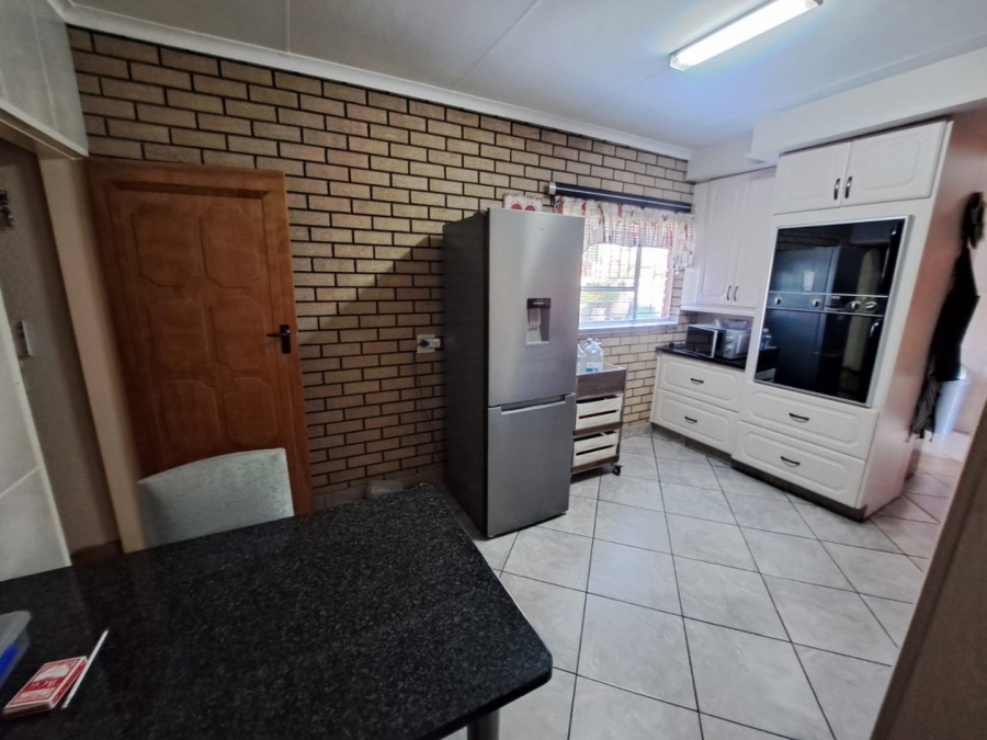 3 Bedroom Property for Sale in Visagie Park Gauteng