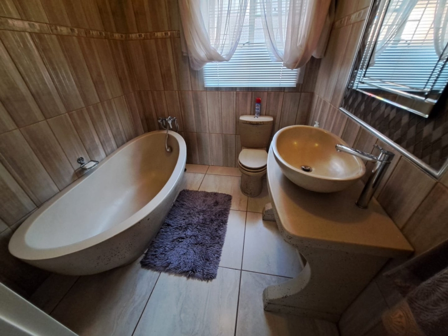 3 Bedroom Property for Sale in Visagie Park Gauteng