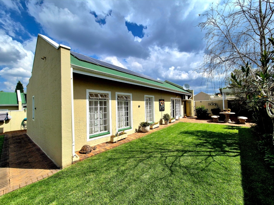 3 Bedroom Property for Sale in Vanderbijlpark SW 5 Gauteng
