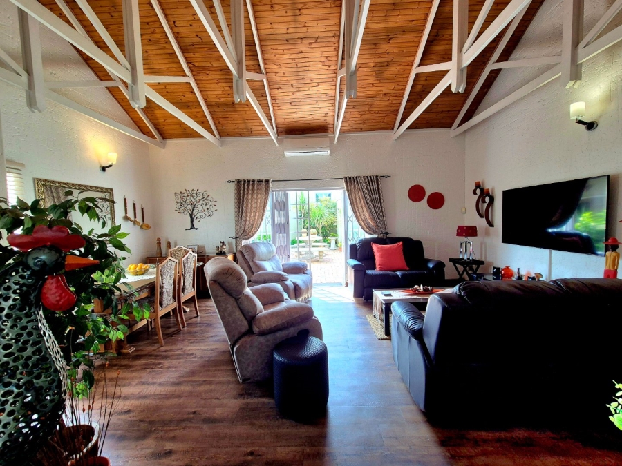 3 Bedroom Property for Sale in Vanderbijlpark SW 5 Gauteng