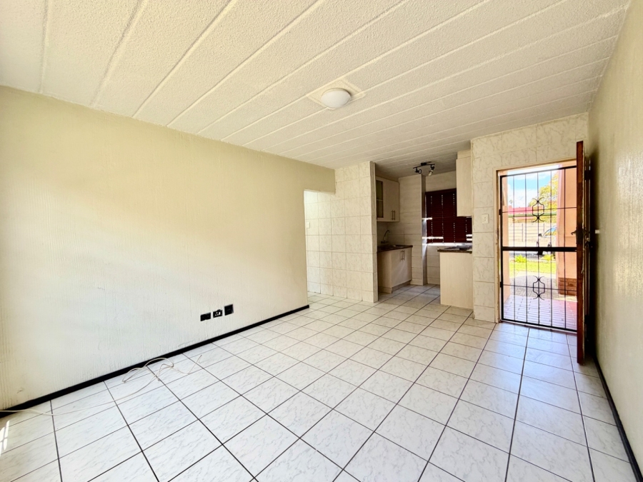 2 Bedroom Property for Sale in Norkem Park Gauteng