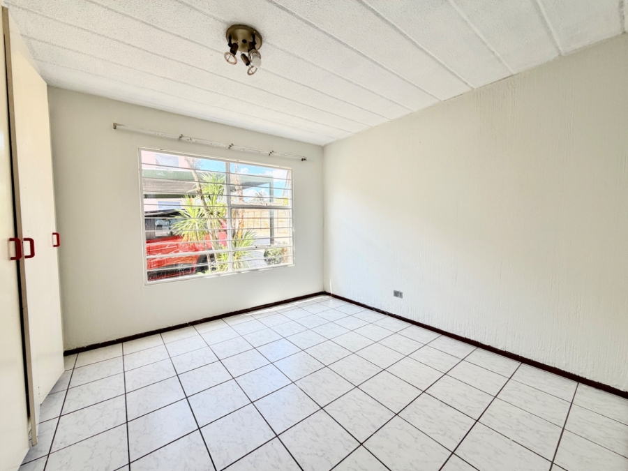 2 Bedroom Property for Sale in Norkem Park Gauteng