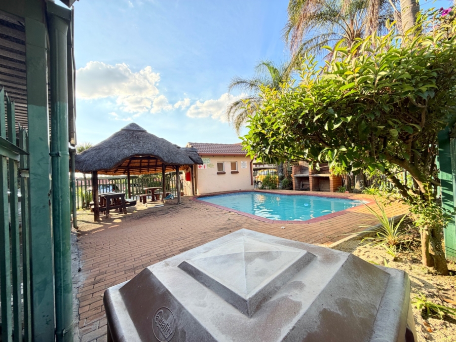 2 Bedroom Property for Sale in Norkem Park Gauteng