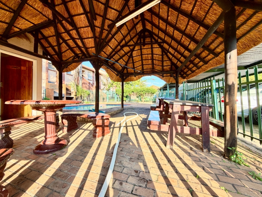 2 Bedroom Property for Sale in Norkem Park Gauteng