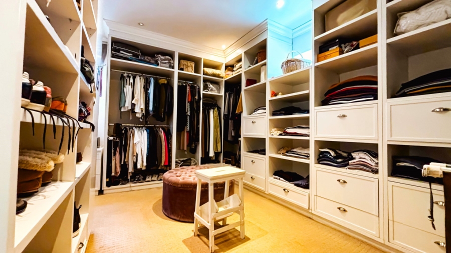 4 Bedroom Property for Sale in Parktown Gauteng