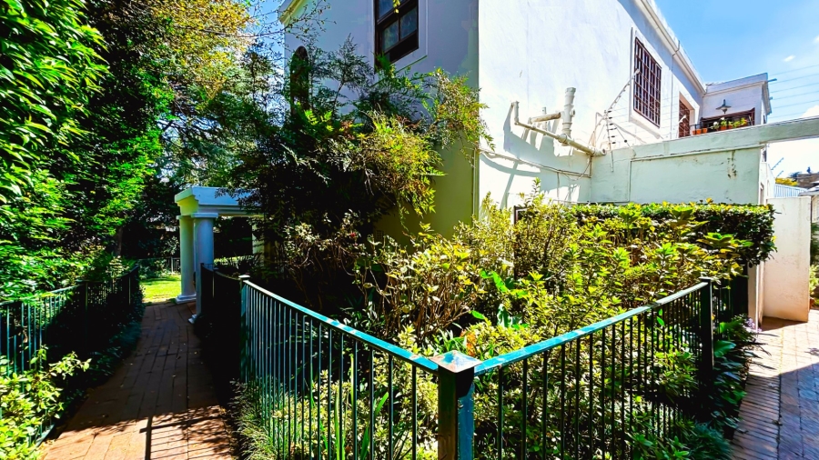 4 Bedroom Property for Sale in Parktown Gauteng
