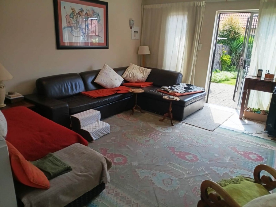 2 Bedroom Property for Sale in Illiondale Gauteng