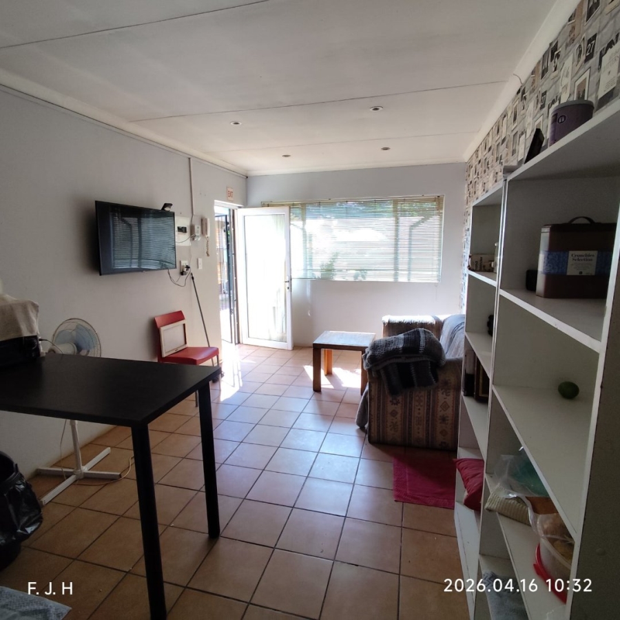 2 Bedroom Property for Sale in Edenvale Central Gauteng