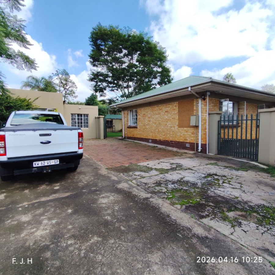 2 Bedroom Property for Sale in Edenvale Central Gauteng