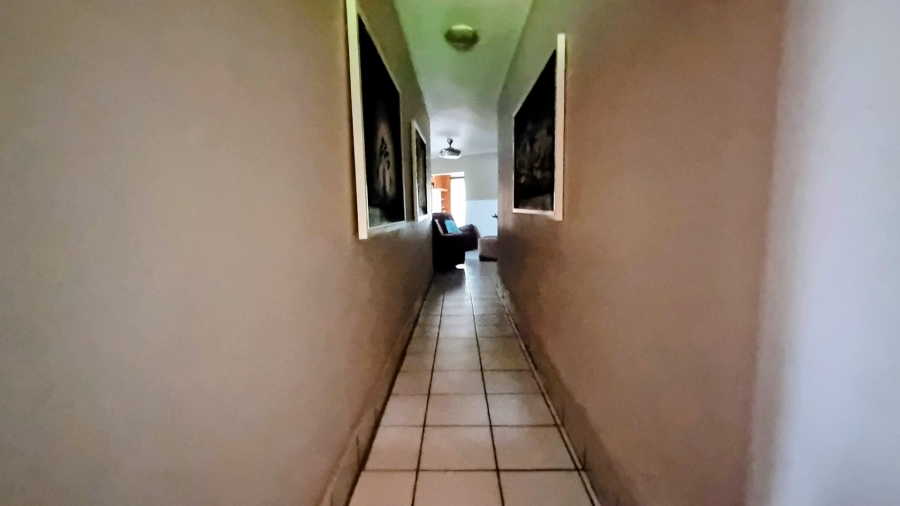 3 Bedroom Property for Sale in Falcon Ridge Gauteng
