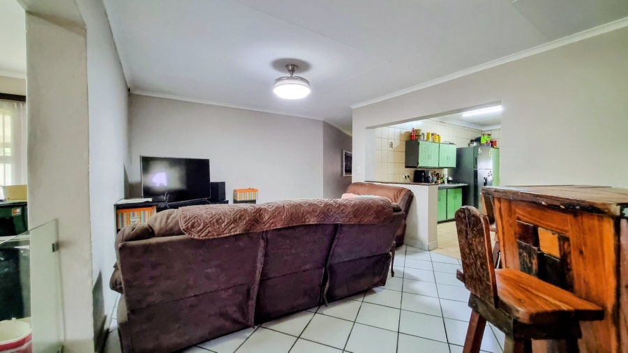 3 Bedroom Property for Sale in Falcon Ridge Gauteng