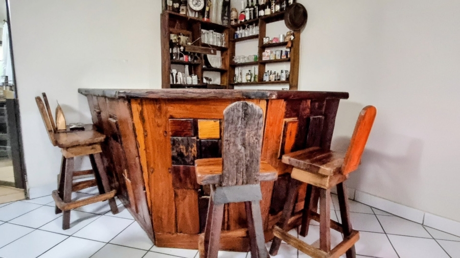 3 Bedroom Property for Sale in Falcon Ridge Gauteng