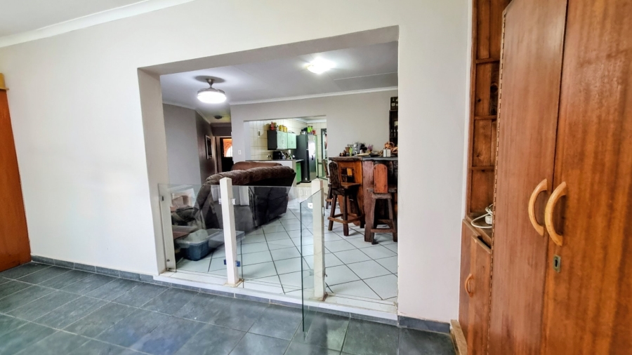 3 Bedroom Property for Sale in Falcon Ridge Gauteng