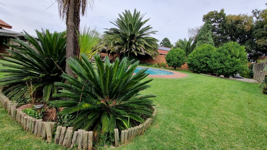 3 Bedroom Property for Sale in Falcon Ridge Gauteng
