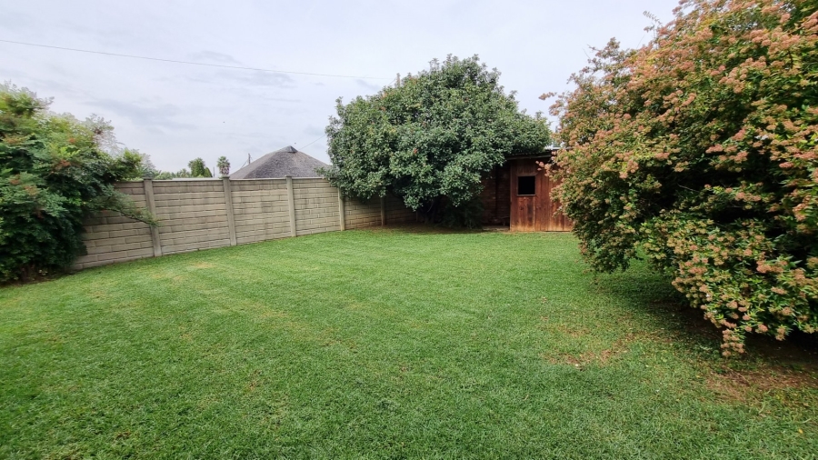 3 Bedroom Property for Sale in Falcon Ridge Gauteng