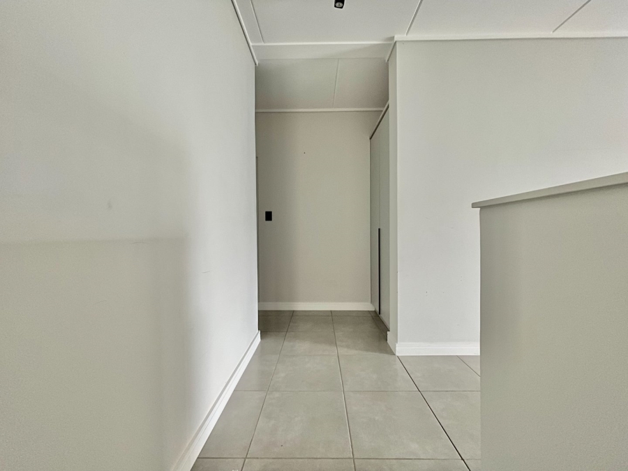  Bedroom Property for Sale in Waterfall Gauteng