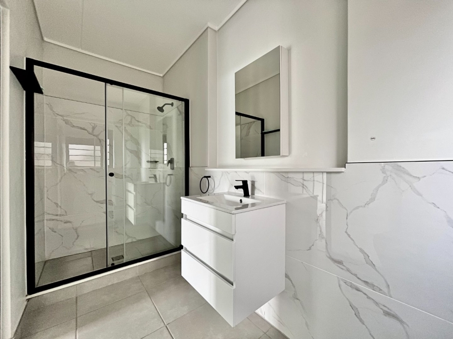  Bedroom Property for Sale in Waterfall Gauteng