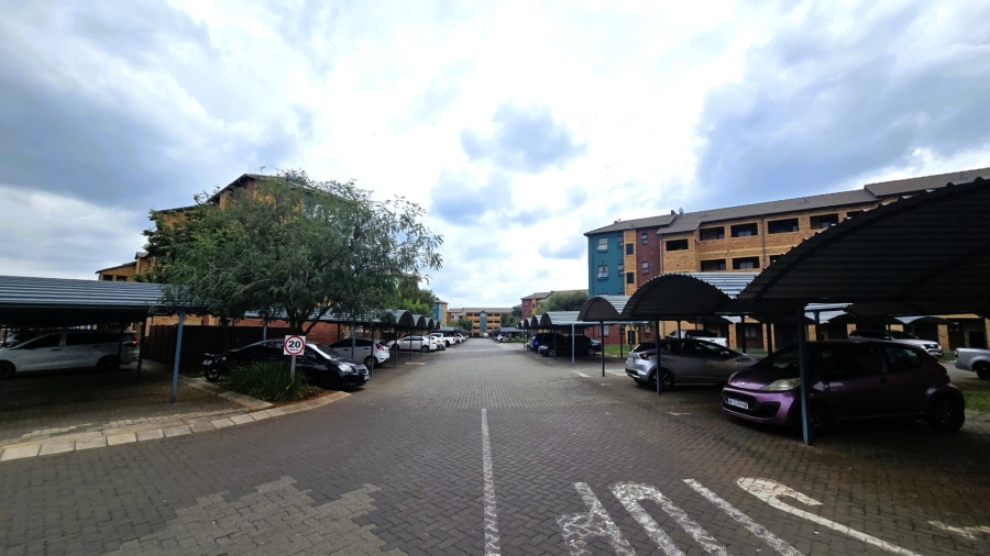 2 Bedroom Property for Sale in Montana Tuine Gauteng