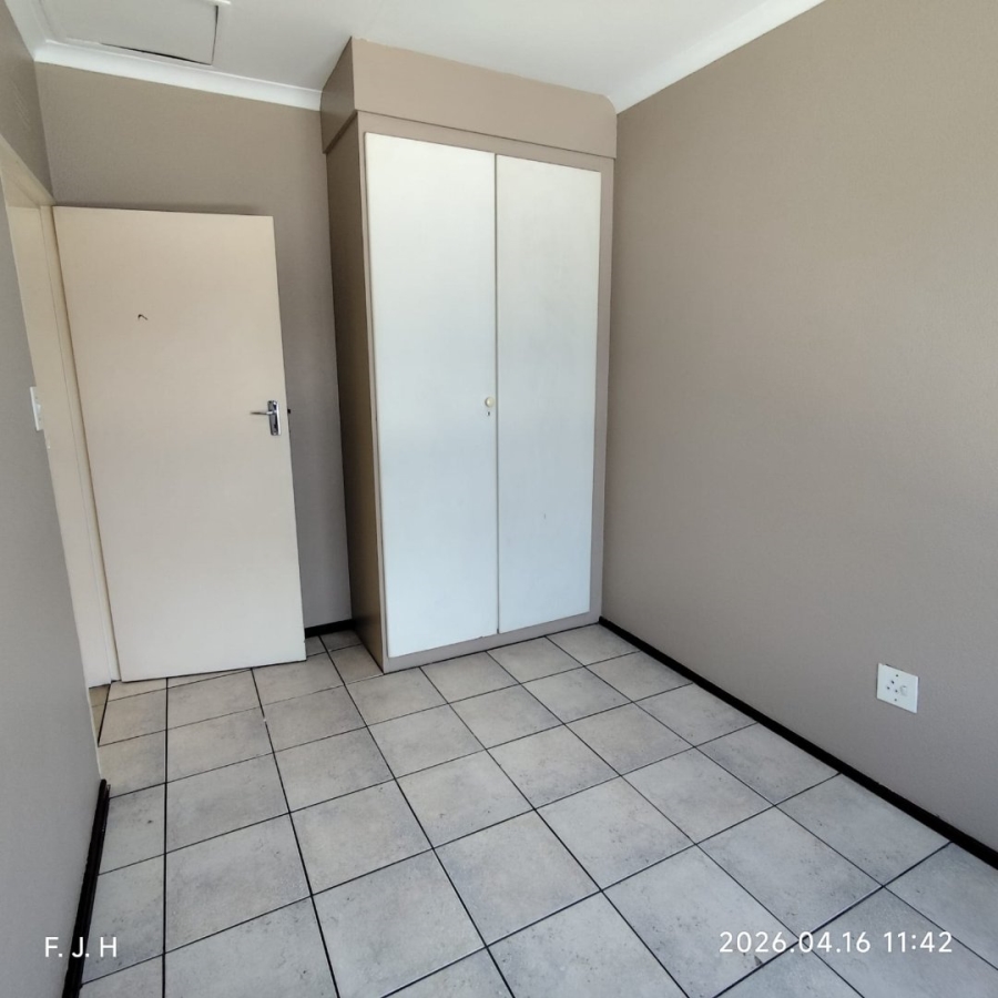 1 Bedroom Property for Sale in Edenvale Central Gauteng