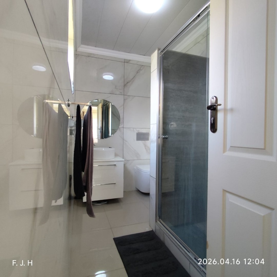 3 Bedroom Property for Sale in Buurendal Gauteng