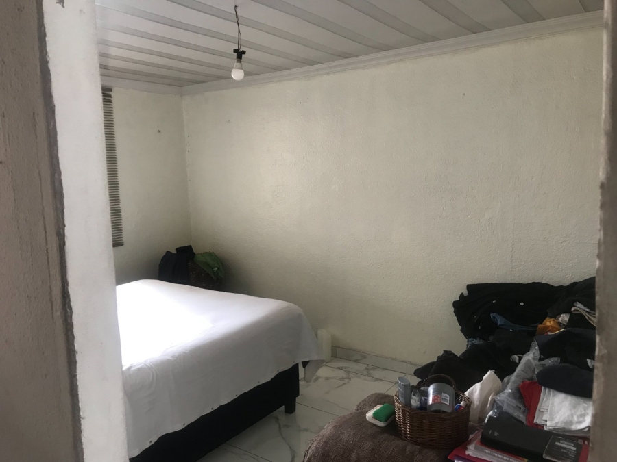 To Let 1 Bedroom Property for Rent in Jabavu Gauteng