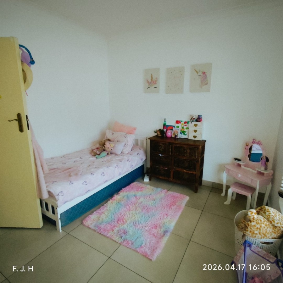 6 Bedroom Property for Sale in Senderwood Gauteng