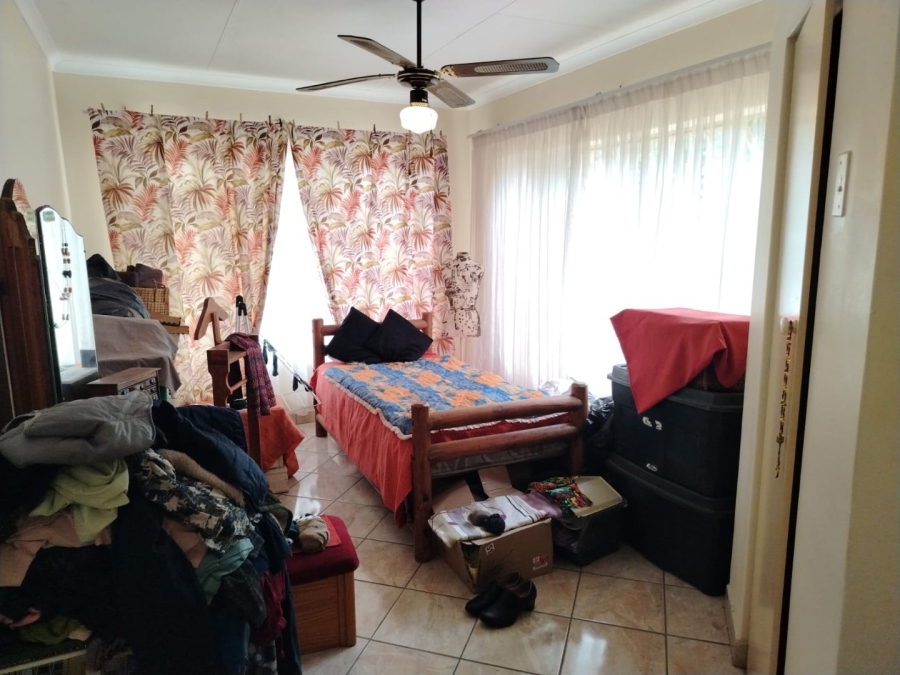 7 Bedroom Property for Sale in Silverton Gauteng