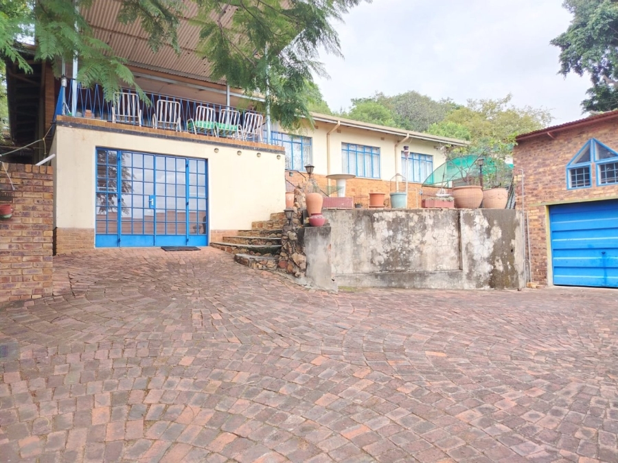 7 Bedroom Property for Sale in Silverton Gauteng