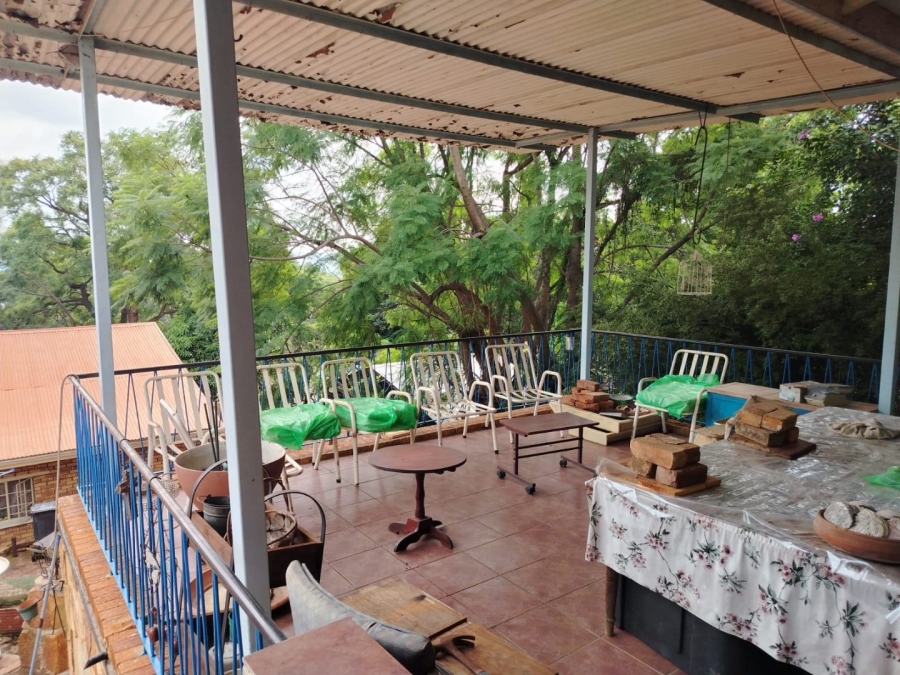 7 Bedroom Property for Sale in Silverton Gauteng